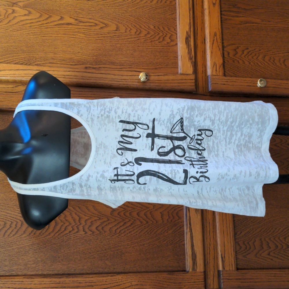 IT's MY 21st BIRTHDAY tank top-M